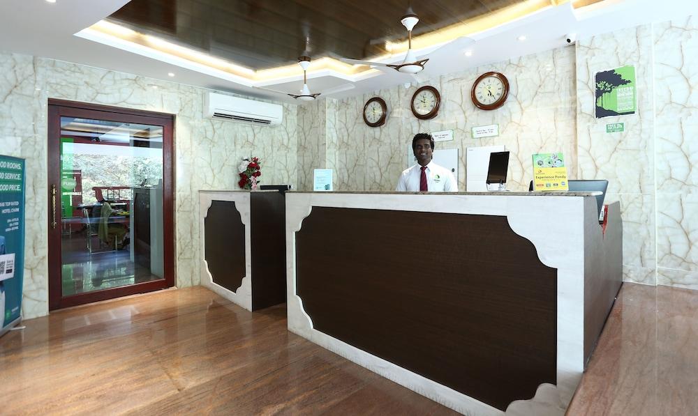 Treebo Grace Inn, 3 Min Walk From Promenade Beach Pondicherry Exterior photo